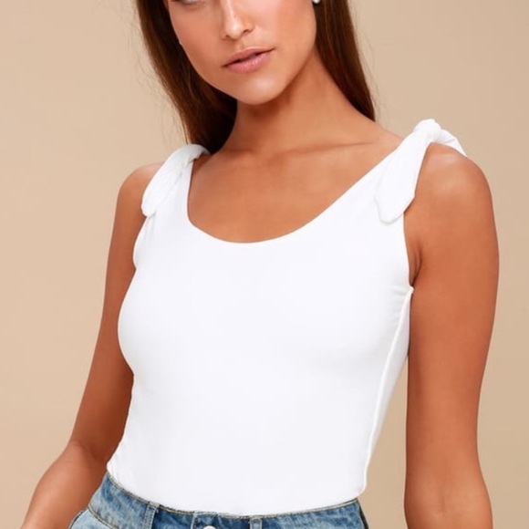 Lulu’s White Bodysuit with bows NWT - Picture 1 of 7